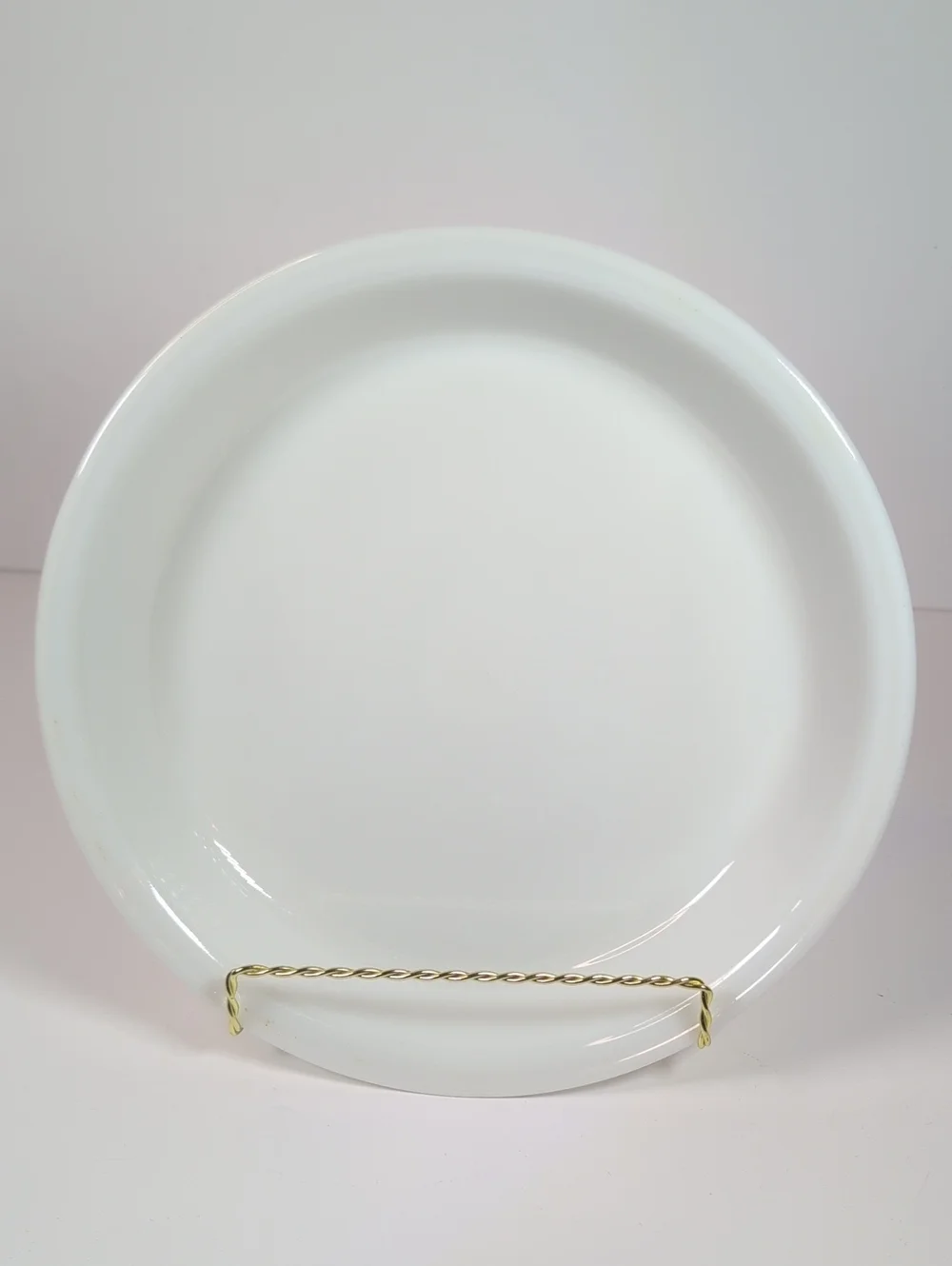 PYREX Milk Glass Vintage Pie Plate #209